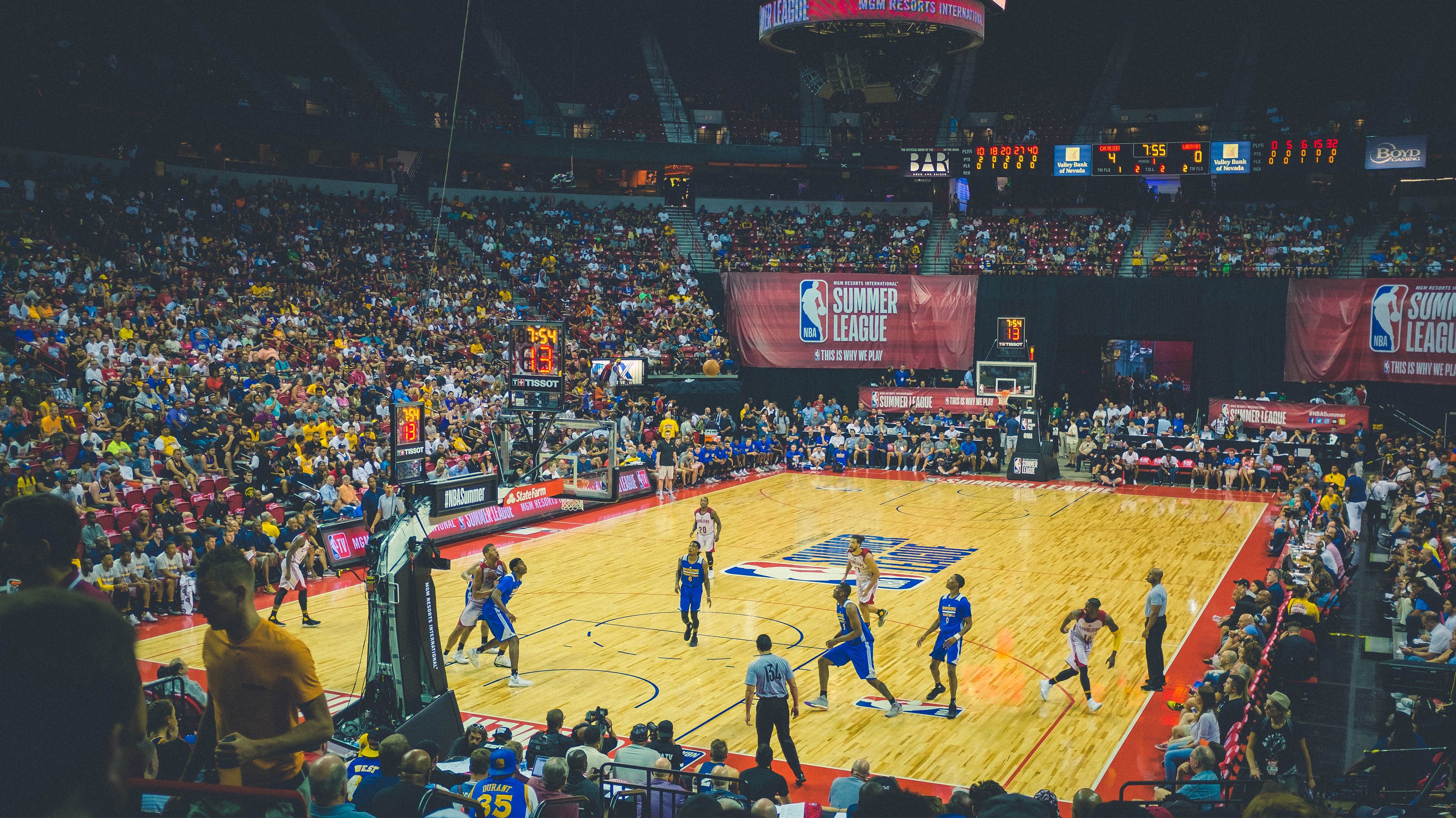 球星领导力在比赛中真实体现方式，体育中的领导力